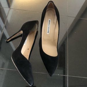 Black suede Manolo Blahnik heels | size: 39.5